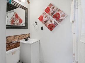7793 Grande St 7793, Sunrise FL 33351