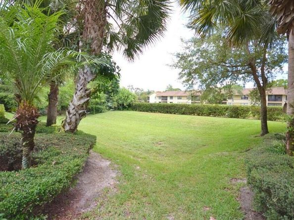 13400 Georgian Court, Wellington FL 33414