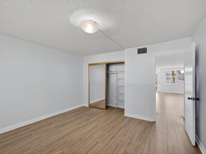 104 Paradise Harbour Boulevard 203, North Palm Beach FL 33408