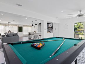 1456 Cross Way, West Palm Beach FL 33401