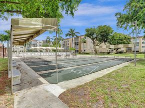 2801 Somerset Dr 101, Lauderdale Lakes FL 33311