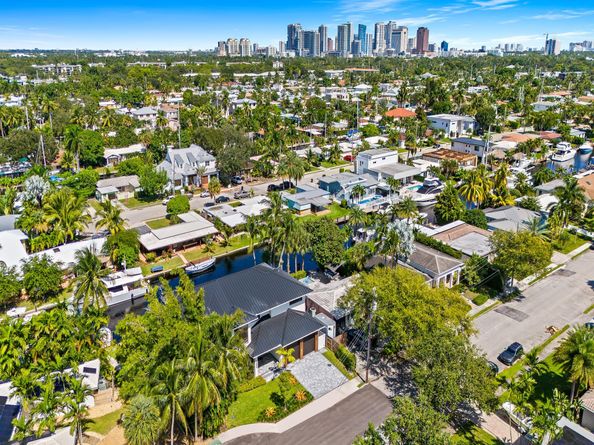 1317 Tangelo Isle, Fort Lauderdale FL 33315