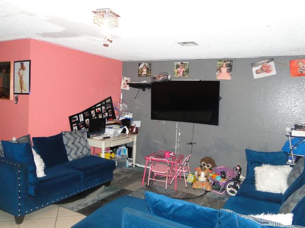 4605 Pier Drive, Greenacres FL 33463