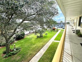 11 SW 4th Avenue 8, Boca Raton FL 33432