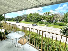 11 SW 4th Avenue 8, Boca Raton FL 33432