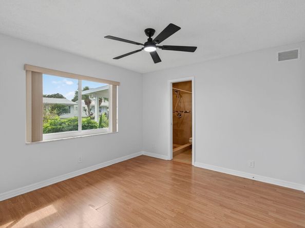 2095 SW 13th Terrace, Boynton Beach FL 33426