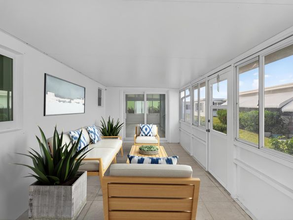 2095 SW 13th Terrace, Boynton Beach FL 33426