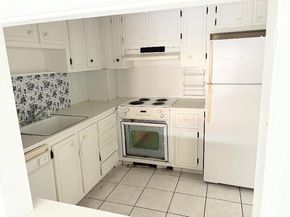 660 Tennis Club Dr 306, Fort Lauderdale FL 33311