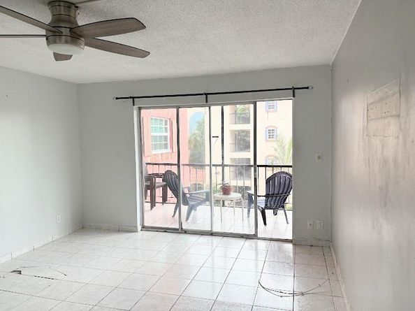 660 Tennis Club Dr 306, Fort Lauderdale FL 33311