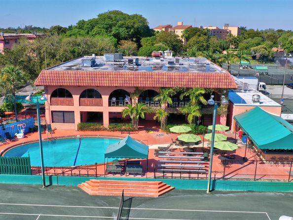 660 Tennis Club Dr 306, Fort Lauderdale FL 33311