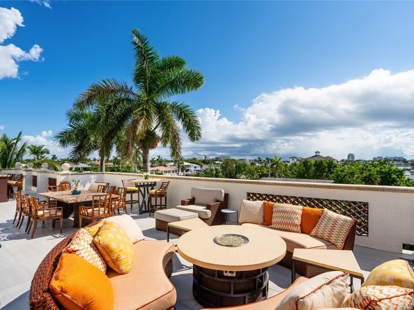 1532 SE 12th St PH1, Fort Lauderdale FL 33316