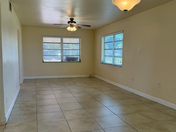621 E 13th St, Hialeah FL 33010