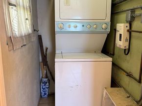 621 E 13th St, Hialeah FL 33010