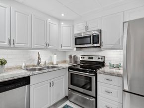 130 Cypress Club Drive 324, Pompano Beach FL 33060