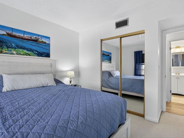 130 Cypress Club Drive 324, Pompano Beach FL 33060