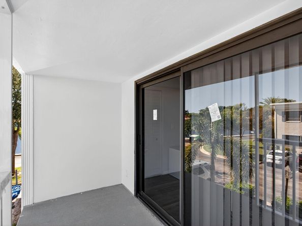 130 Cypress Club Drive 324, Pompano Beach FL 33060