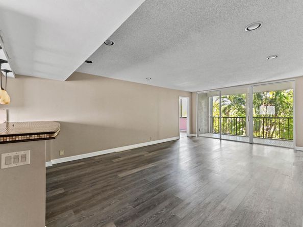 4080 Tivoli Court 202, Lake Worth FL 33467