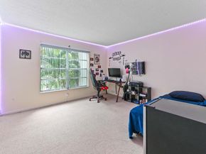 803 W Oakland Park Boulevard A7, Oakland Park FL 33311