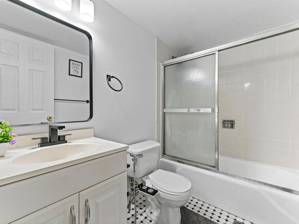 803 W Oakland Park Boulevard A7, Oakland Park FL 33311