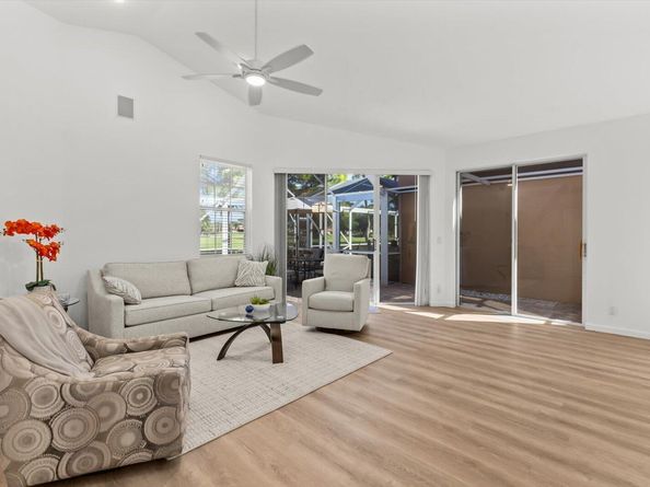 73 Via Verona, Palm Beach Gardens FL 33418