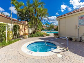 73 Via Verona, Palm Beach Gardens FL 33418