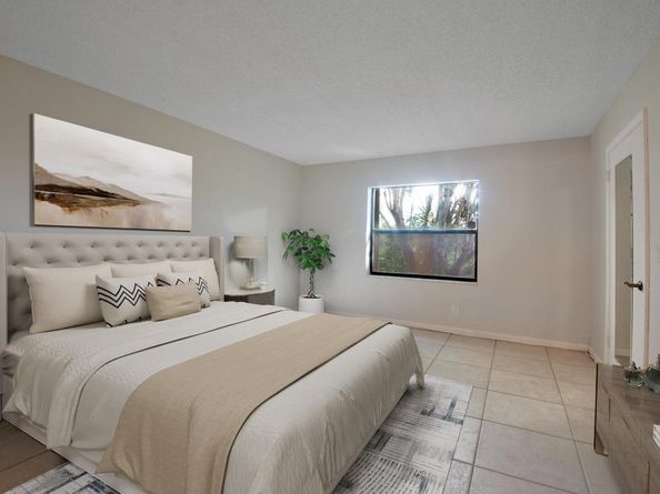 7118 Golf Colony Court 105, Lake Worth FL 33467