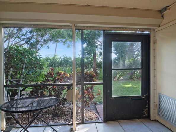 7118 Golf Colony Court 105, Lake Worth FL 33467