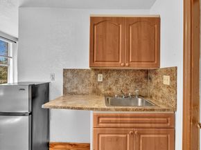 520 NW 49th St, Miami FL 33127