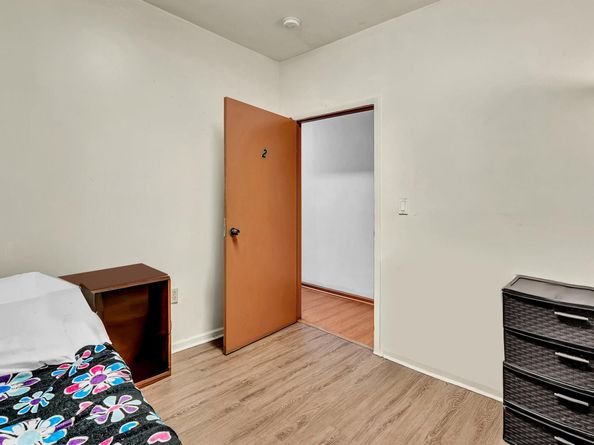 520 NW 49th St, Miami FL 33127