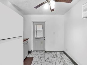 520 NW 49th St, Miami FL 33127