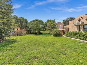 520 NW 49th St, Miami FL 33127