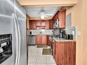 520 NW 49th St, Miami FL 33127