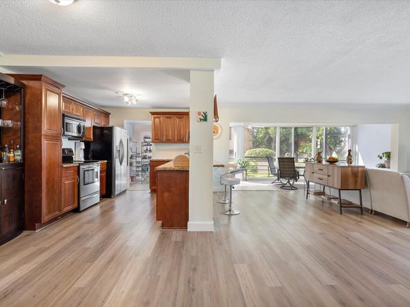 3050 NE 47th Ct 108, Fort Lauderdale FL 33308