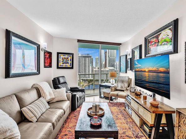 1900 N Bayshore Dr 1504, Miami FL 33132