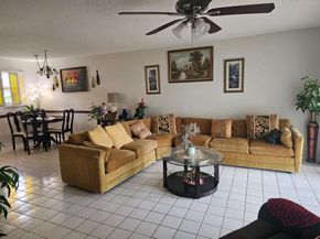 721 Lori Dr 105, Palm Springs FL 33461