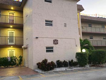 721 Lori Dr