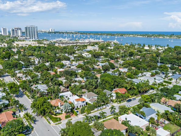 441 33rd Street, West Palm Beach FL 33407