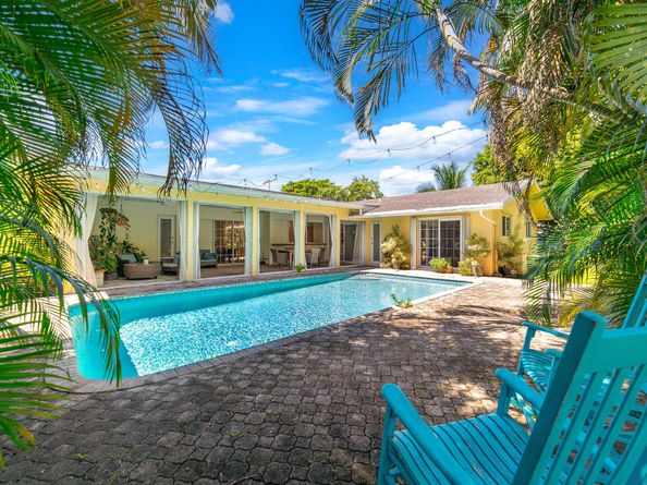 1040 Renmar Drive, Plantation FL 33317