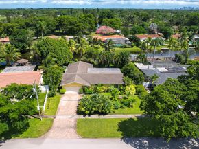 1040 Renmar Drive, Plantation FL 33317