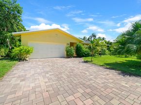 1040 Renmar Drive, Plantation FL 33317