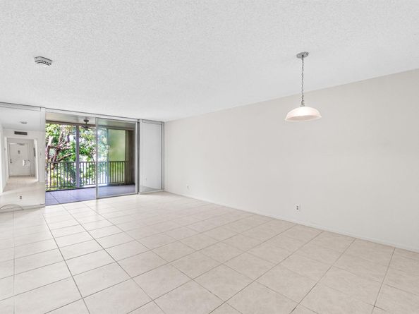 14671 Bonaire Boulevard 409, Delray Beach FL 33446
