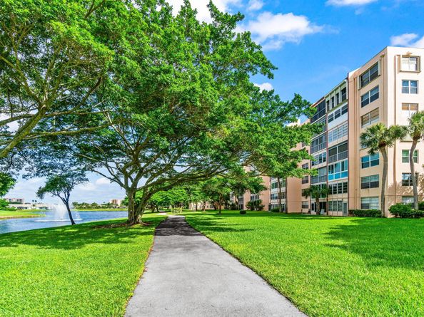 14671 Bonaire Boulevard 409, Delray Beach FL 33446