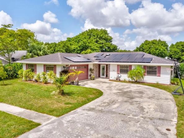 158 Alcazar Street, Royal Palm Beach FL 33411
