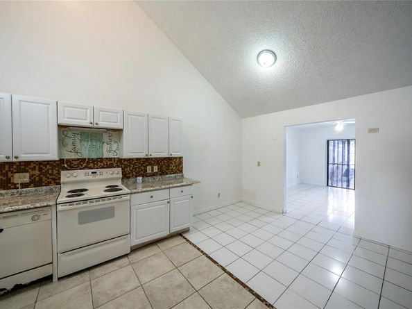 3625 SW 70th Ave 23X, Hollywood FL 33023