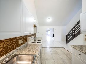 3625 SW 70th Ave 23X, Hollywood FL 33023