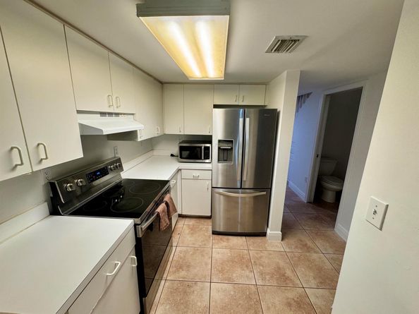 9189 Fontainebleau Boulevard 502, Miami FL 33172
