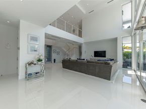 701 Flamingo Dr, Fort Lauderdale FL 33301