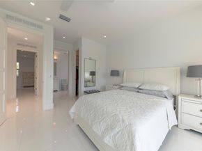 701 Flamingo Dr, Fort Lauderdale FL 33301