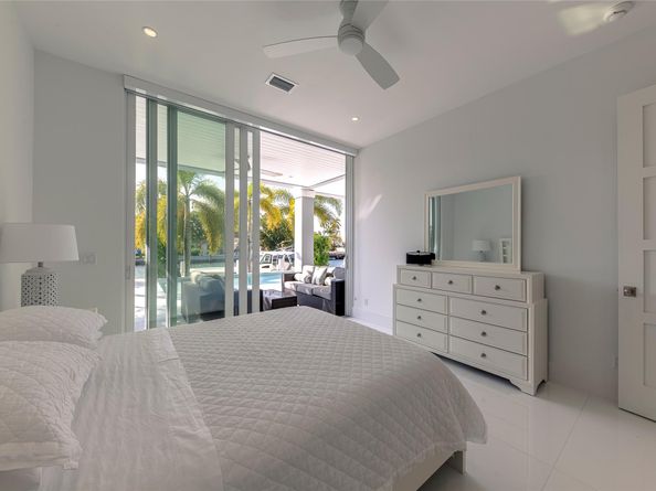 701 Flamingo Dr, Fort Lauderdale FL 33301