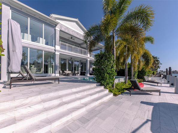 701 Flamingo Dr, Fort Lauderdale FL 33301